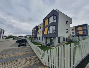 Viva Imobiliare - Apartament 2 camere + terasa de 72 mp, Rediu